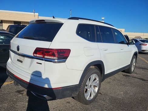 Used 2022 Volkswagen Atlas SE image 11