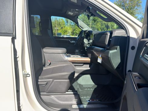 New 2026 Chevrolet Silverado 1500 RST w/ Safety Package AWD/4WD image 13