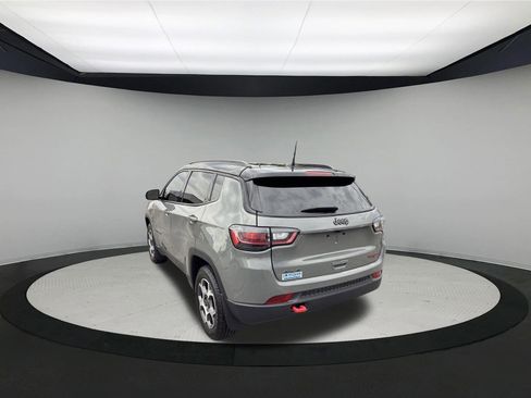 Used 2022 Jeep Compass Trailhawk w/ Trailhawk Elite Group AWD/4WD image 6