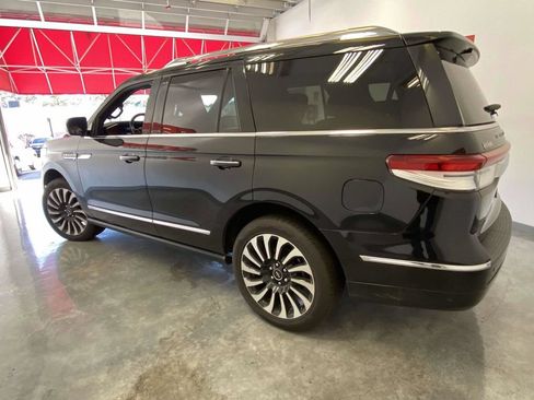 Used 2022 Lincoln Navigator Black Label AWD/4WD image 4