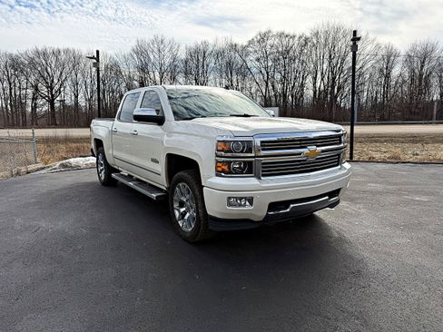 Used 2014 Chevrolet Silverado 1500 High Country w/ High Country Premium Package image 3