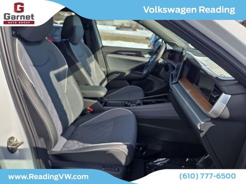 New 2026 Volkswagen Tiguan SEL R-Line image 13