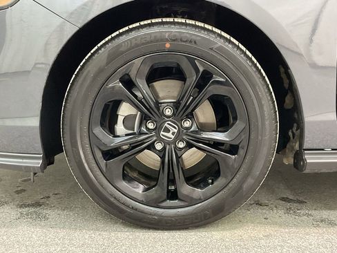 Certified 2025 Honda Accord SE image 33