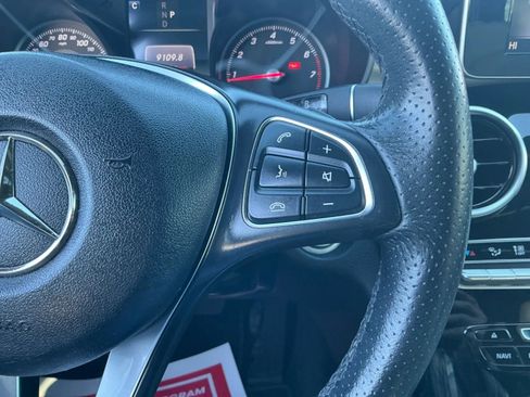 Used 2018 Mercedes-Benz C 300 Sedan w/ Premium Package image 27