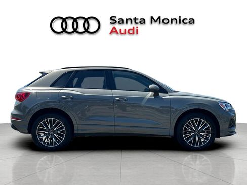 Used 2023 Audi Q3 2.0T Premium w/ Convenience Package AWD/4WD image 8