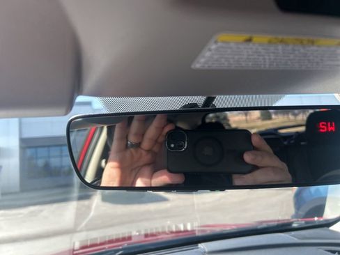 Used 2019 Subaru Crosstrek 2.0i Limited w/ Moonroof Package w/Navigation image 11