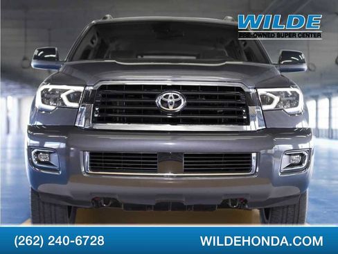 Used 2019 Toyota Sequoia TRD Sport w/ TRD Sport Premium Package AWD/4WD image 1