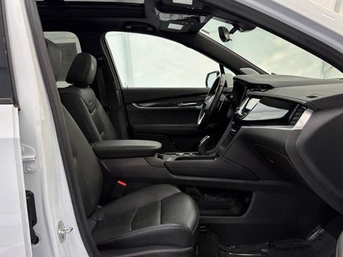 Used 2024 Cadillac XT6 Sport w/ Technology Package AWD/4WD image 28