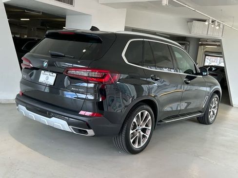 Used 2022 BMW X5 xDrive40i w/ Premium Package image 4