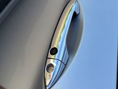 Used 2013 Honda Accord EX-L image 17