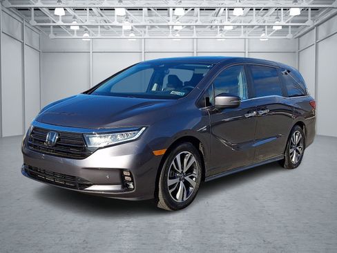 Used 2022 Honda Odyssey Touring image 3