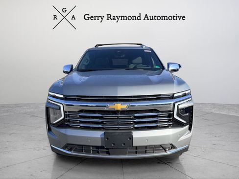 New 2026 Chevrolet Suburban Premier image 2