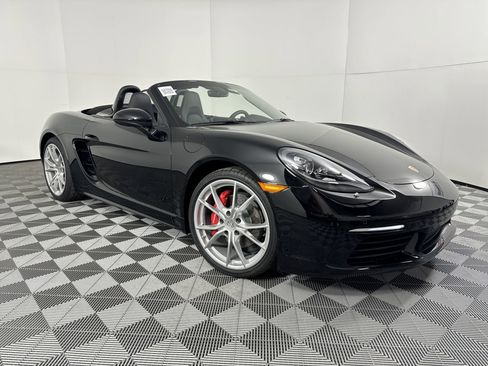Certified 2025 Porsche 718 Boxster S image 9