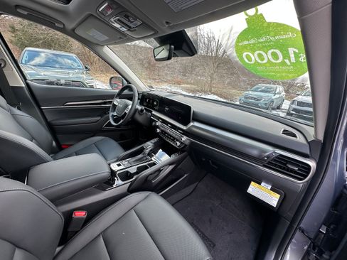 New 2025 Kia Telluride S image 32