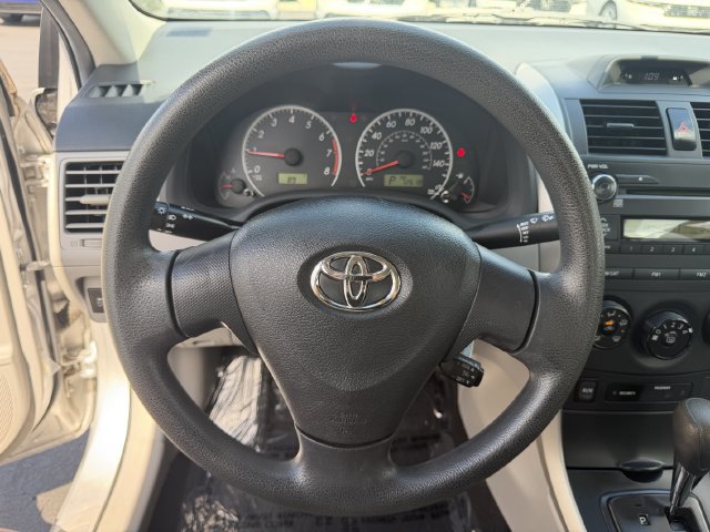 Used 2012 Toyota Corolla L FWD image 14