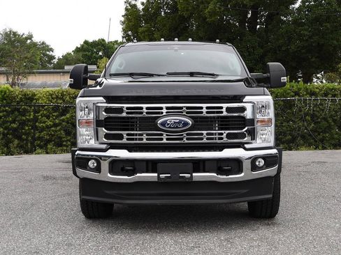 Used 2024 Ford F350 XL AWD/4WD image 3
