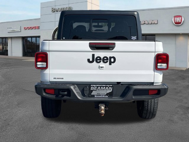 Used 2023 Jeep Gladiator Sport AWD/4WD image 6