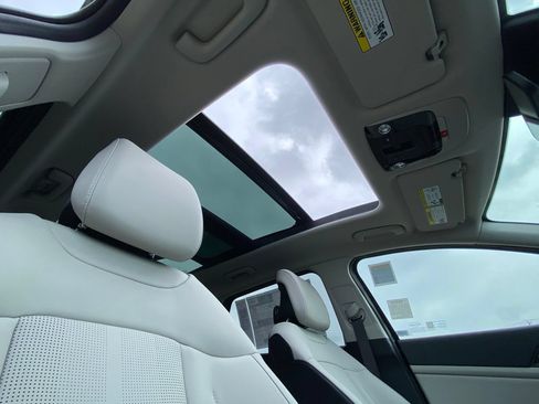 New 2026 Kia Sportage EX w/ EX Panorama Roof Package FWD image 26