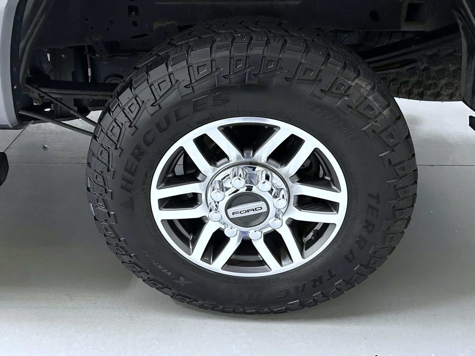 Used 2019 Ford F250 Lariat w/ Lariat Value Package AWD/4WD image 22