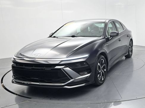 Used 2024 Hyundai Sonata SEL FWD image 3