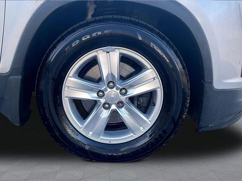 Used 2015 Chevrolet Trax LT w/ LT Sun and Sound Package image 34