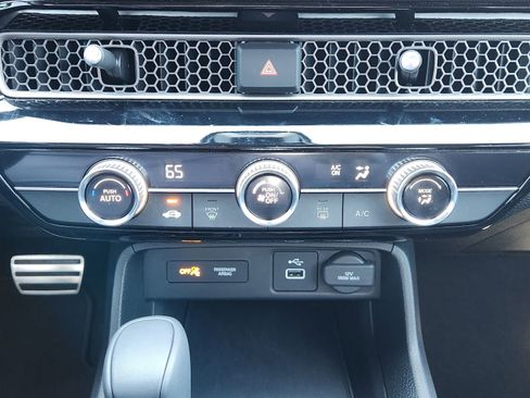 Certified 2024 Honda Civic Sport image 22