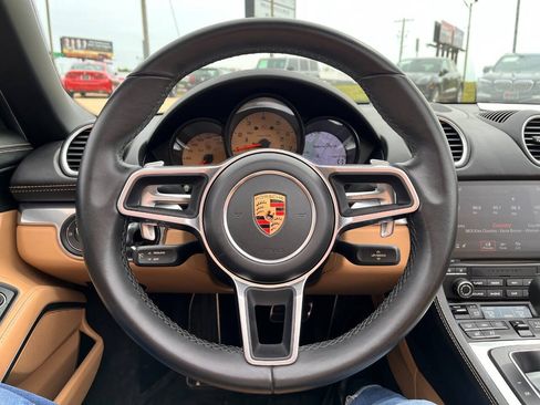 Used 2017 Porsche 718 Boxster S RWD image 17
