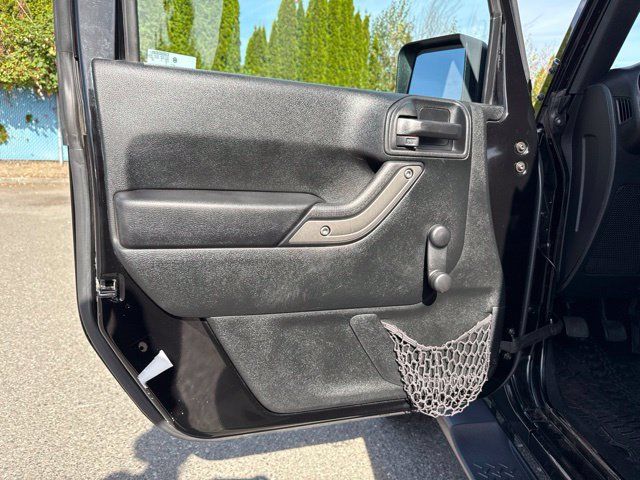 Used 2017 Jeep Wrangler Sport AWD/4WD image 16