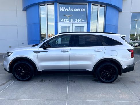 Used 2021 Kia Sorento S AWD/4WD image 1