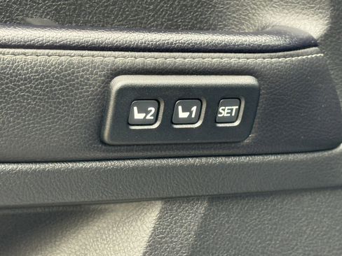 Used 2023 Toyota 4Runner Limited image 16