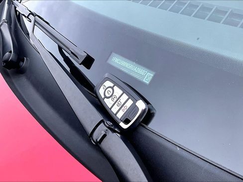 Used 2024 Ford Escape ST-Line image 11