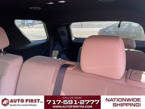 Used 2023 Chevrolet Traverse LS AWD/4WD image 7