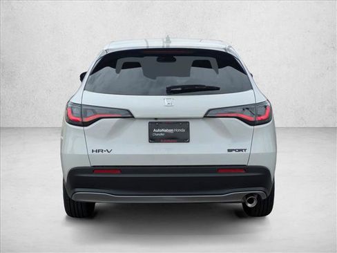 New 2026 Honda HR-V Sport image 8