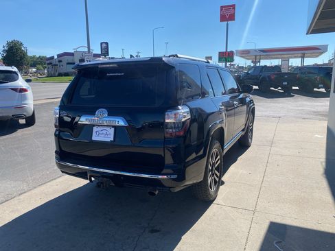Used 2014 Toyota 4Runner Limited AWD/4WD image 5