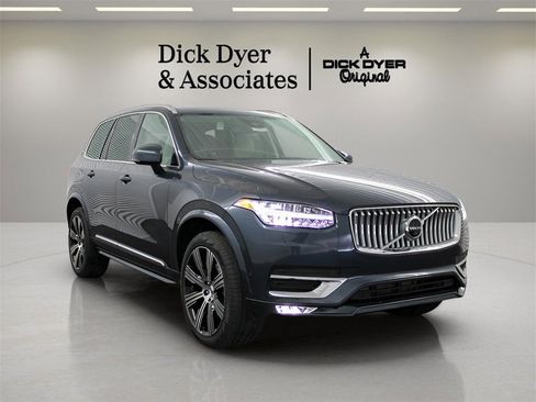 New 2025 Volvo XC90 B6 Plus w/ Protection Package Premier image 9