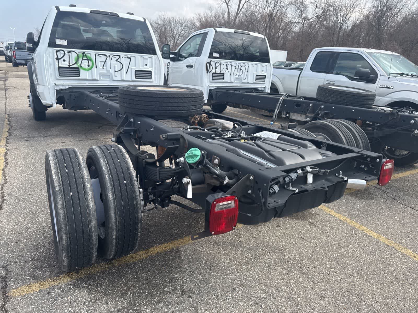 Used 2023 Ford F450 XLT w/ XLT Value Package RWD image 9