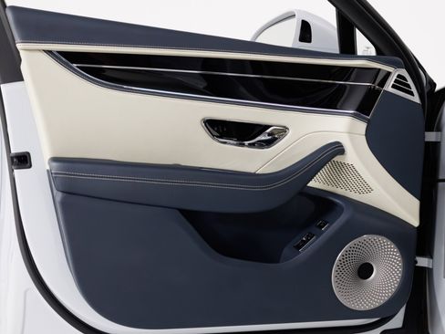 Used 2020 Bentley Flying Spur W12 AWD/4WD image 35