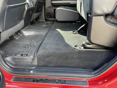 Used 2020 Toyota Tundra Platinum image 39