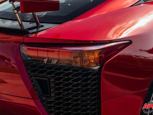 Used 2012 Lexus LFA RWD image 81