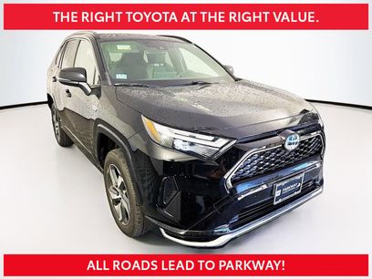 Used 2023 Toyota RAV4 SE w/ Weather & Moonroof Package
