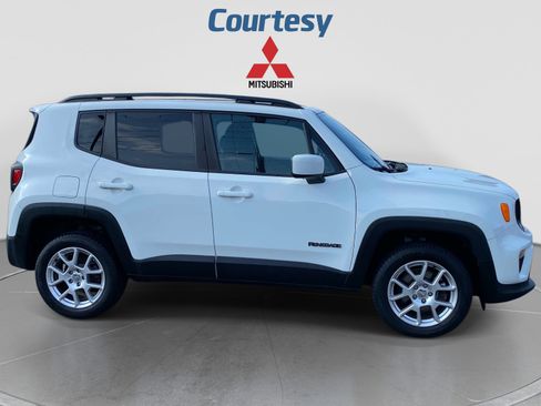 Used 2021 Jeep Renegade Latitude w/ Sun & Sound Group AWD/4WD image 8