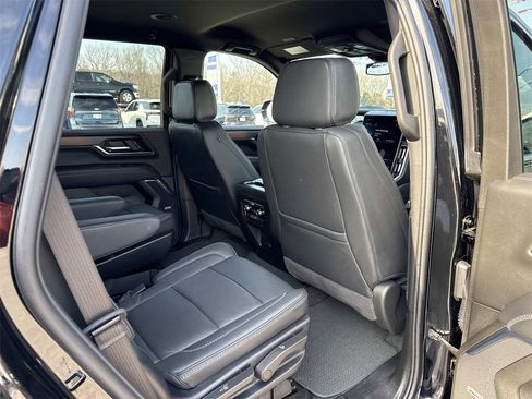 Used 2025 GMC Yukon Denali image 27