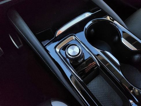 New 2025 Buick Envision Sport Touring image 16