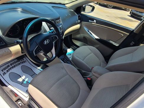 Used 2017 Hyundai Accent Value Edition FWD image 5