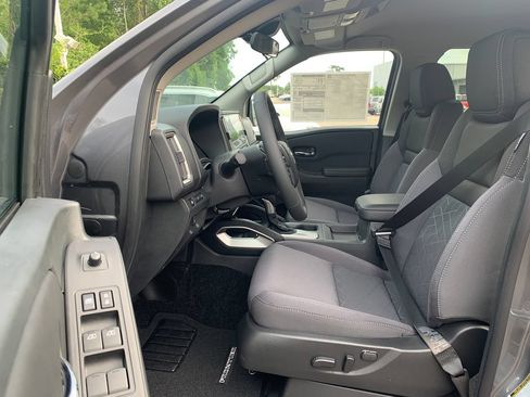New 2026 Nissan Frontier SV RWD image 18