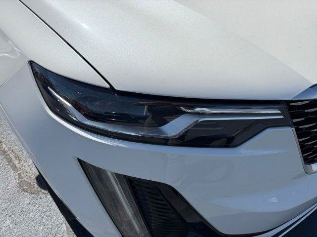 Used 2020 Cadillac XT6 Premium Luxury FWD image 7