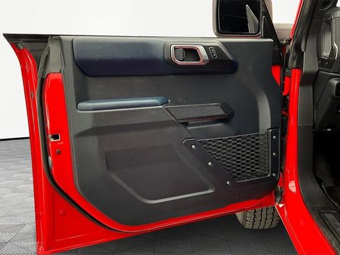 Used 2024 Ford Bronco Outer Banks image 23