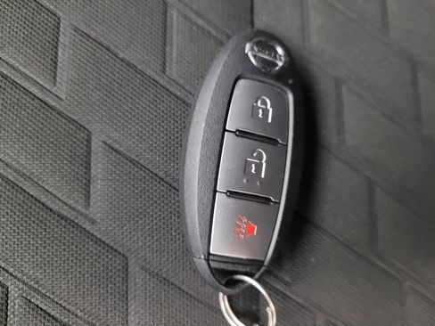 Used 2021 Nissan Kicks S FWD image 32