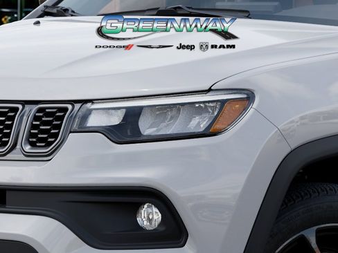 New 2026 Jeep Compass Latitude AWD/4WD image 10