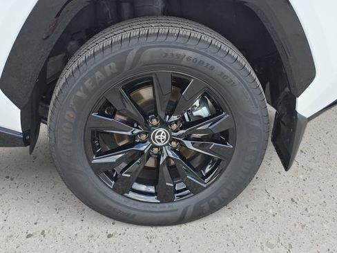 New 2026 Toyota RAV4 SE AWD/4WD image 32
